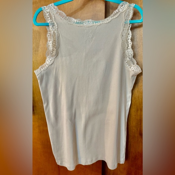 Eddie Bauer Cream Lace Trim Women's Top - Picture 2 of 3